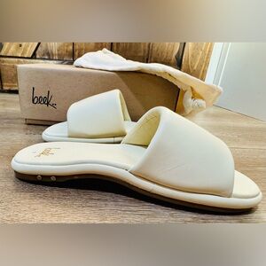 beek leather puffbird sandals in eggshell